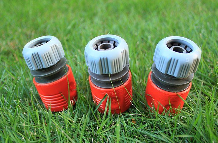 Universal Hose Connector